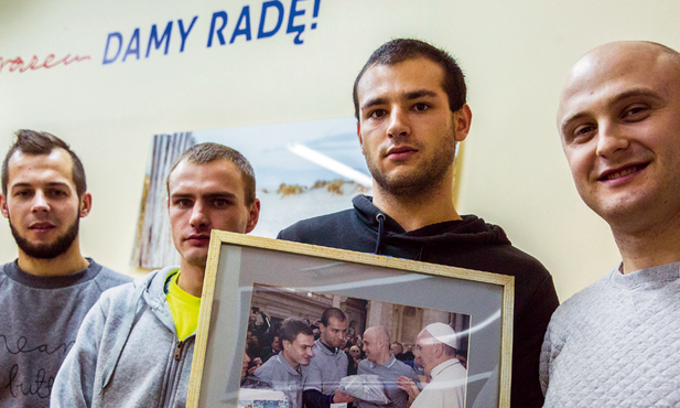 Kamil, Paweł, Marcin i Łukasz planują teraz wyjazd do Ziemi Świętej. Chcą pomagać w sierocińcu w Betlejem.