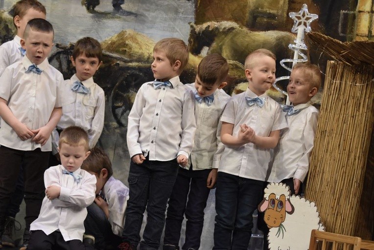 1. dzień XXVI Świdnickiego Przeglądu Zespołów Kolędniczych - 8 stycznia