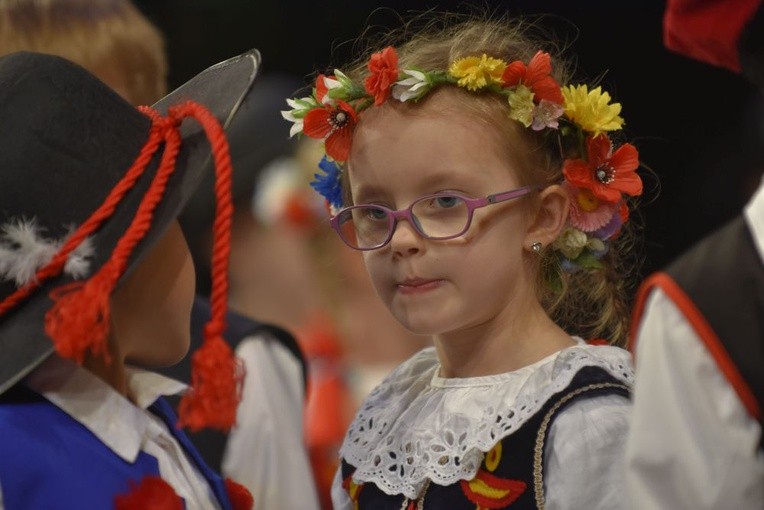 3. dzień XXVI Świdnickiego Przeglądu Zespołów Kolędniczych - 10 stycznia