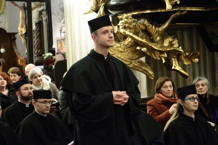 Nadanie tytułu doktora honoris causa prof. Rémiemu Brague'owi