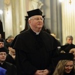 Nadanie tytułu doktora honoris causa prof. Rémiemu Brague'owi