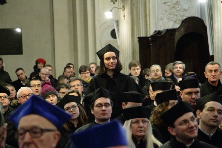 Nadanie tytułu doktora honoris causa prof. Rémiemu Brague'owi