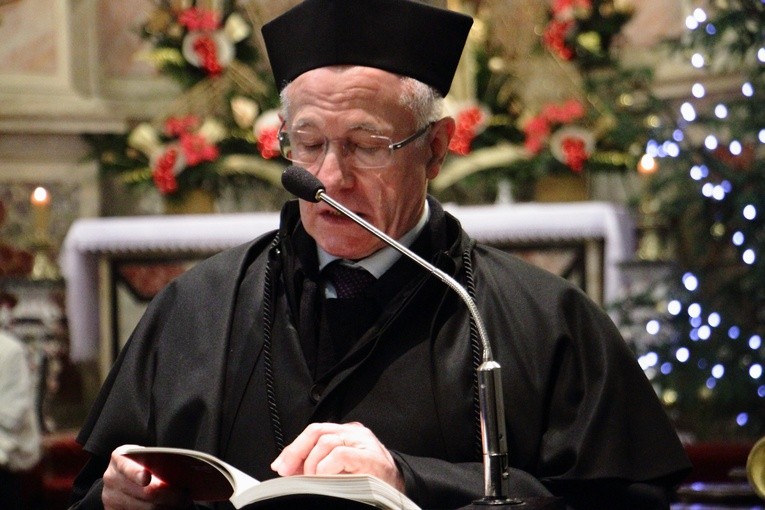 Nadanie tytułu doktora honoris causa prof. Rémiemu Brague'owi