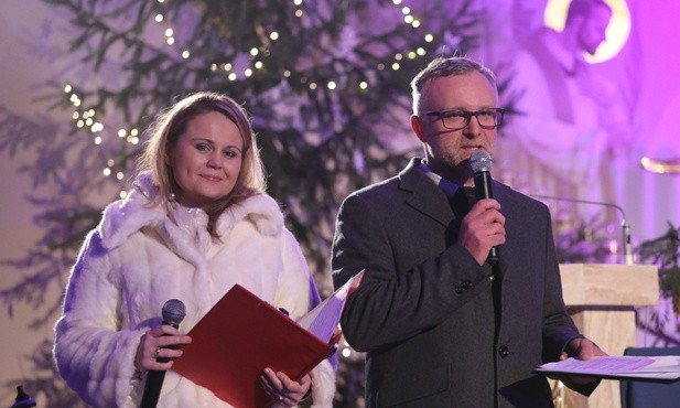 Koncert poprowadzili: Dorota Kochman i Dariusz Kupka