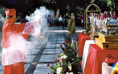 Podczas liturgii polowej Mszy św. na stokach Cytadeli Warszawskiej, z okazji rocznicy śmierci Romualda Traugutta i jego towarzyszy.