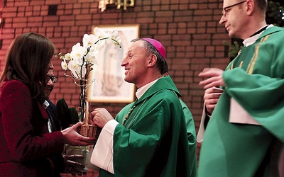 Jubileuszowa Eucharystia pod przewodnictwem biskupa pomocniczego diecezji warszawsko-praskiej Marka Solarczyka.