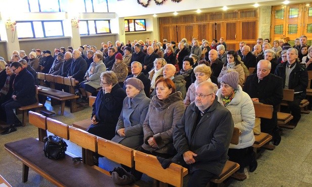 Spotkanie Akcji Katolickiej rozpoczęła Msza św. w kościele parafialnym w Bystrej Krakowskiej