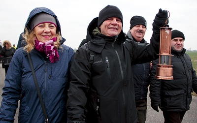 ▲	Podczas Mszy św. górnicy odmówili akt zawierzenia Matce Bożej Jutrzence Nadziei.