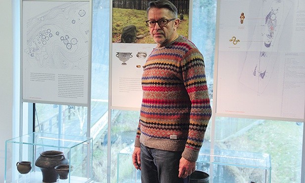 Krzysztof Godon, archeolog, kierownik Grodziska w Sopocie, uważa, że tajemniczych obiektów nie należy łączyć z funkcjami astronomicznymi 