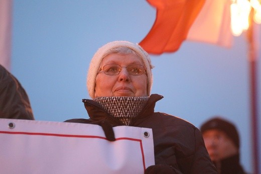 Obrońcy życia pikietowali na placu Chrobrego w Bielsku-Białej