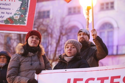 Obrońcy życia pikietowali na placu Chrobrego w Bielsku-Białej