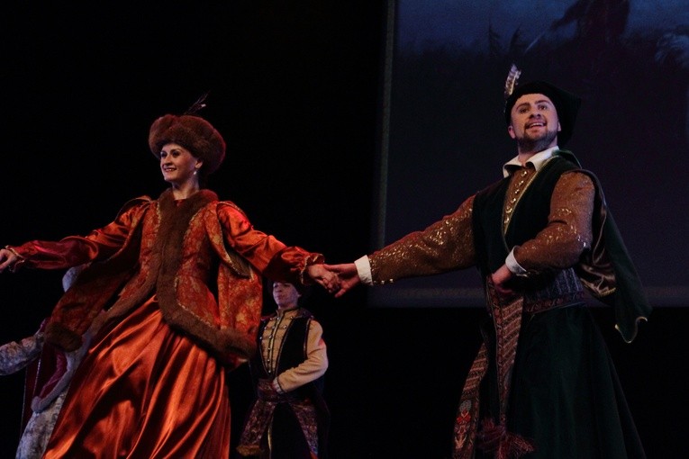 Drogi do wolności - historia Polski w obrazach