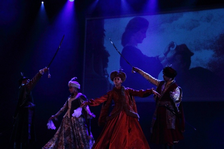 Drogi do wolności - historia Polski w obrazach