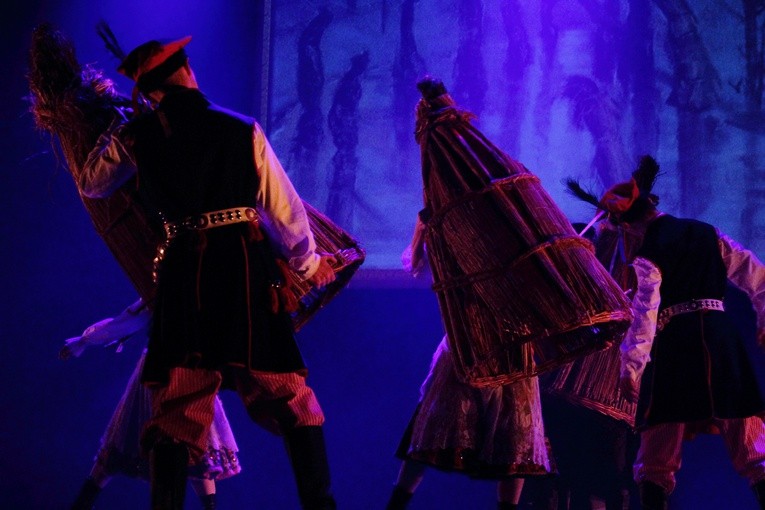 Drogi do wolności - historia Polski w obrazach