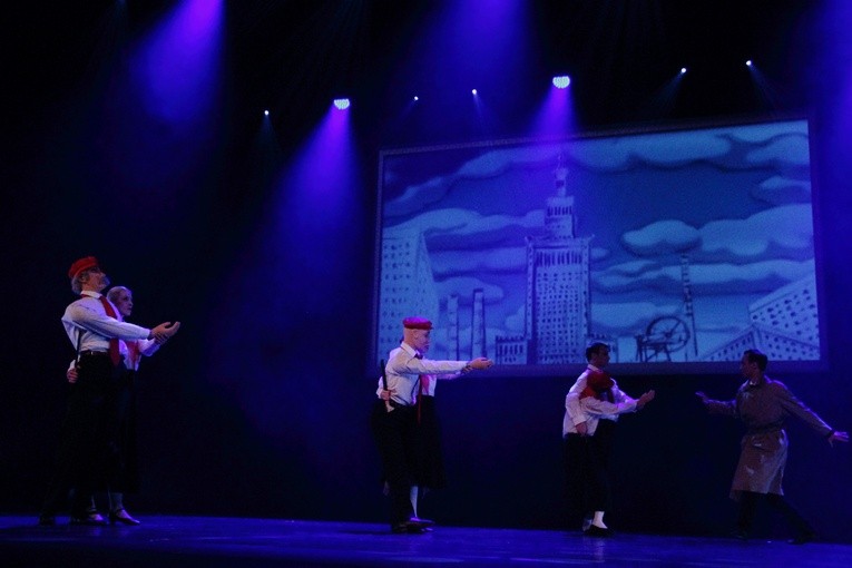 Drogi do wolności - historia Polski w obrazach