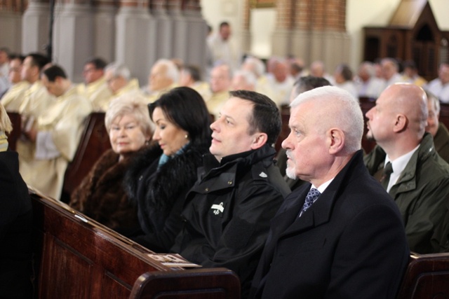 Ingres bp. Romualda Kamińskiego do praskiej katedry