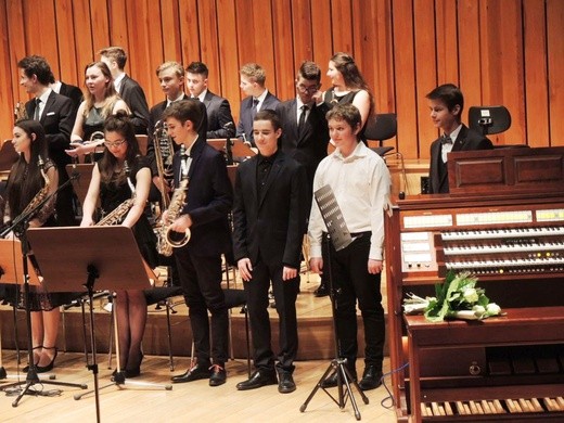 Big band młodych dla Hospicjum św. Kamila