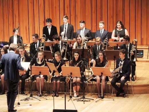 Big band młodych dla Hospicjum św. Kamila