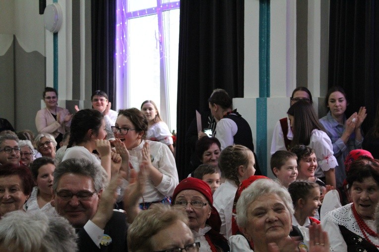 II Przegląd Kolęd i Pastorałek w Złotym Stoku 