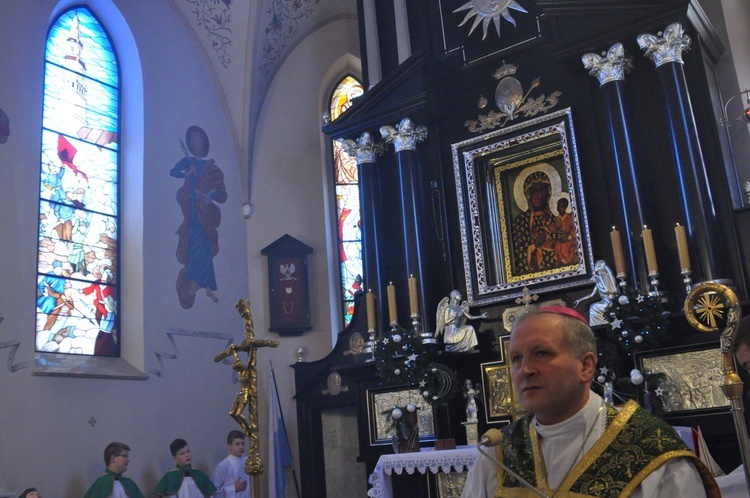 Uroczystość w Borzęcinie Dolnym