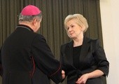 Bp Henryk Tomasik wręczył nominację Teresie Połeć, nowej prezes Diecezjalnego Instytutu Akcji Katolickiej