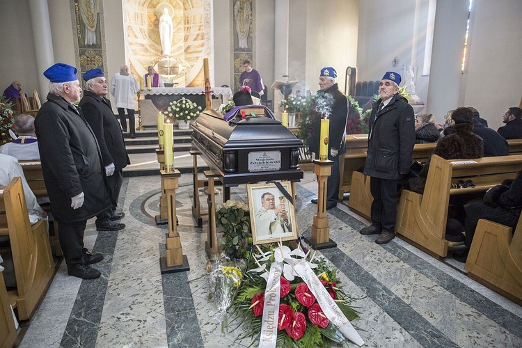 Pogrzeb ks. Wojciecha Zdziebłowskiego