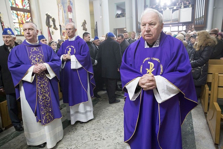 Pogrzeb ks. Wojciecha Zdziebłowskiego