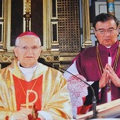▲	Biskup często bywał w rodzinnej parafii w Pszczonowie.