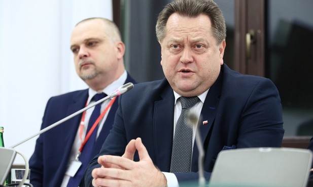 Wiceszef MSWiA: Zero tolerancji dla faszyzmu czy innego totalitarnego systemu