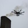 Katowice: dron bada dym z kominów