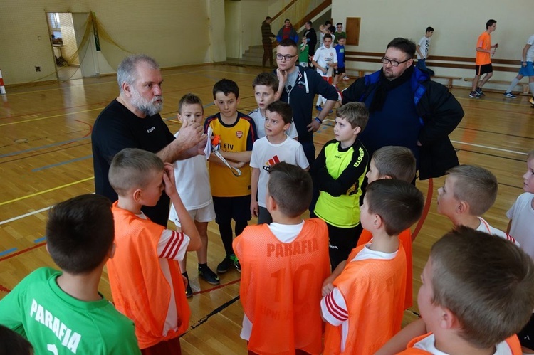 Etap rejonowy Mistrzostw Polski w Piłce Nożnej Halowej Służby Liturgicznej