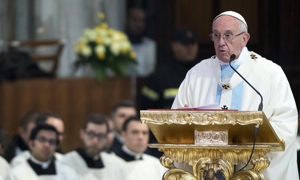 Franciszek: Jezus Nauczycielem potężnym w słowach i czynach
