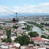 Ranni po zawaleniu się sufitu na stacji metra w Tbilisi