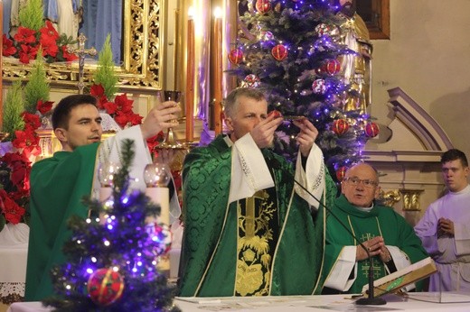 Poświęcenie sztandaru Rycerzy Kolumba w Gilowicach