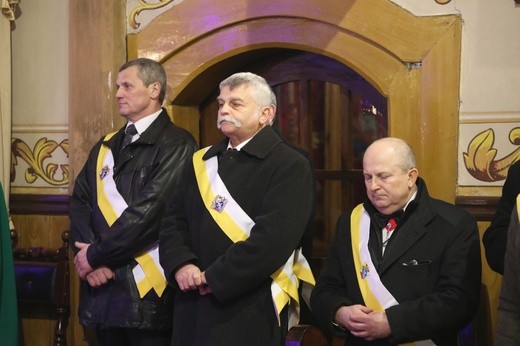 Poświęcenie sztandaru Rycerzy Kolumba w Gilowicach
