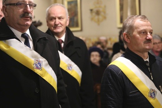 Poświęcenie sztandaru Rycerzy Kolumba w Gilowicach