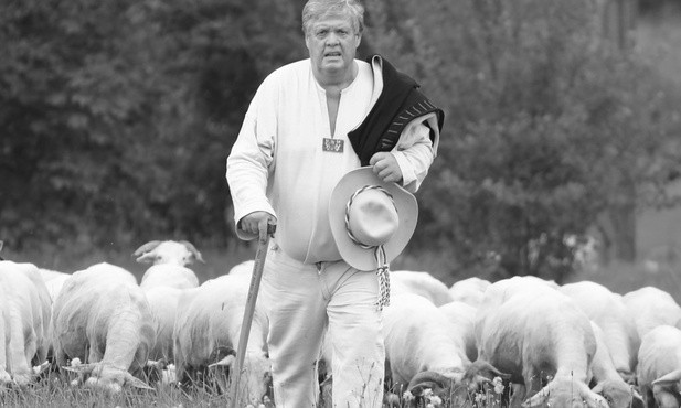 Śp. Henryk Kukuczka wciąż wędrował na czele swoich owiec... 