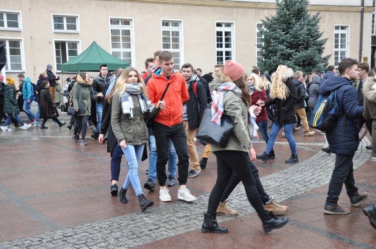 Polonez na opolskim Rynku