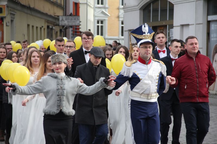 Polonez na zielonogórskiej starówce