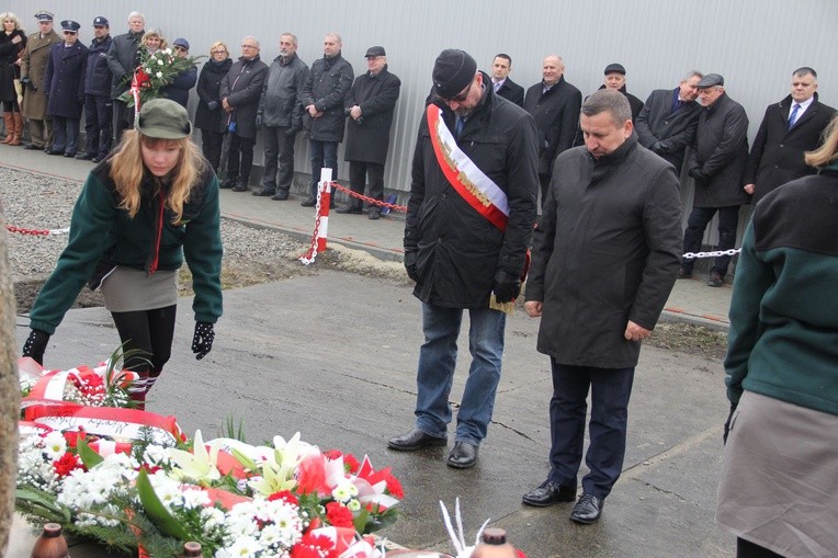 Rocznica rozstrzelania 54 zakładników w Dębicy