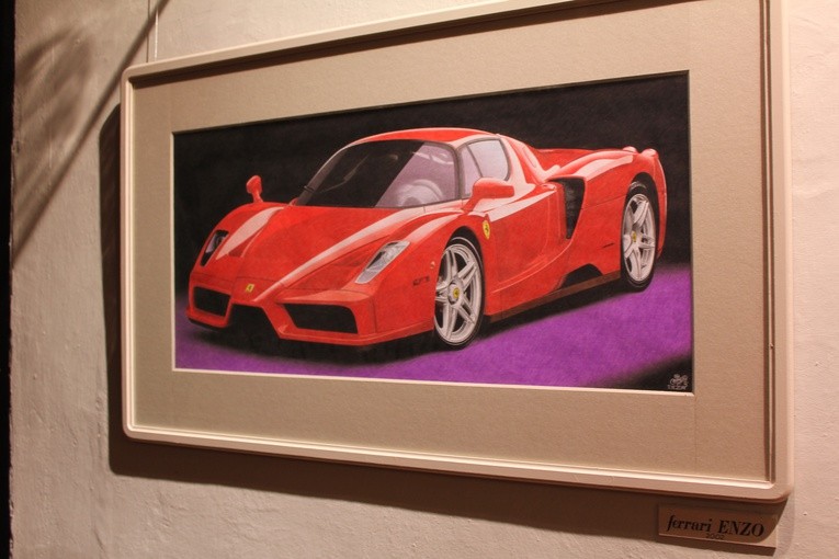 Ferrari - wystawa rysunków Mariana Huli