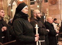 Podczas Eucharystii odbyło się odnowienie profesji rad ewangelicznych.