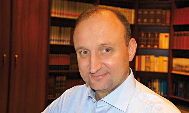 Ks. prof. Mariusz Rosik, biblista, wykładowca Papieskiego Wydziału Teologicznego i Uniwersytetu Wrocławskiego.