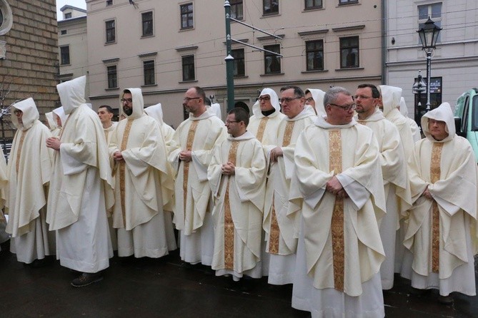 Pogrzeb o. Reginalda Wiśniowskiego - najstarszego dominikanina polskiego