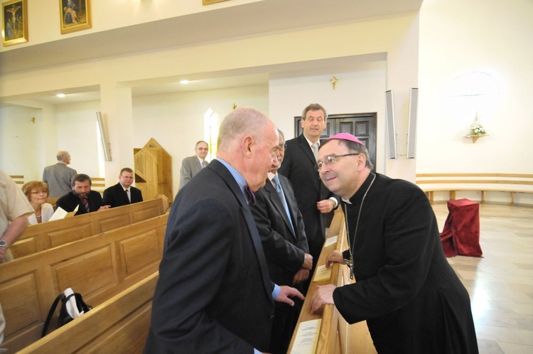 Abp Józef na fotografii