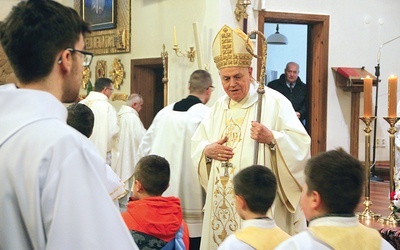 Biskup Zbigniew mówił m. in. o roli pojednania, jaką powinna spełniać każda parafia.