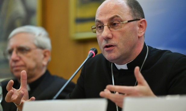 Prymas o walce z pedofilią: Z tej drogi nie zejdziemy