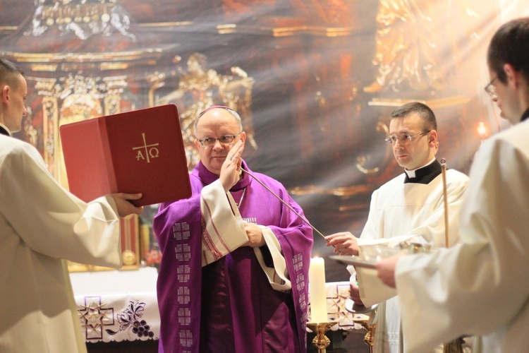 Środa Popielcowa w Opolu: nabożeństwo stacyjne