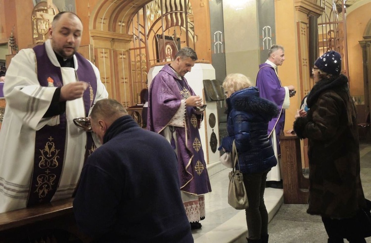 Środa Popielcowa w katedrze św. Mikołaja w Bielsku-Białej