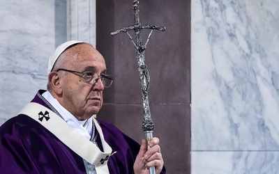 Papież znosi zasadę automatycznej emerytury niektórych biskupów